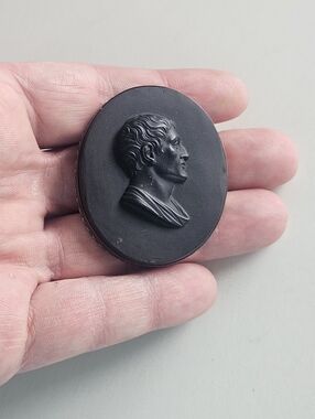 Antique 18c Wedgwood & Bentley Black Basalt Aristotle Cameo Sterling Brooch Pin